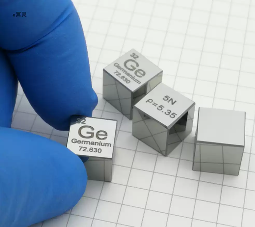 Complete mirror high purity single crystal germanium germanium cubic periodic cube 10mmGe5N 10mm high purity 5N single crystal germanium cubic chamfer