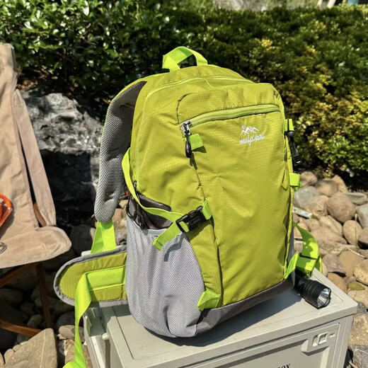 Nanmu Xiong Outdoor Mountaineering Bag Lightweight Backpack Travel Mountaineering Hiking Equipment School Bag Large Capacity Cycling Sports Bag Backpack Lightweight Mountaineering Bag Green