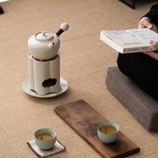 Initial conception of carbon stove for tea making, charcoal stove, wind stove, tea making set, ceramic kettle, health preserving pottery pot, retro kung fu tea stove, outdoor lifting kettle + carbon stove, default item