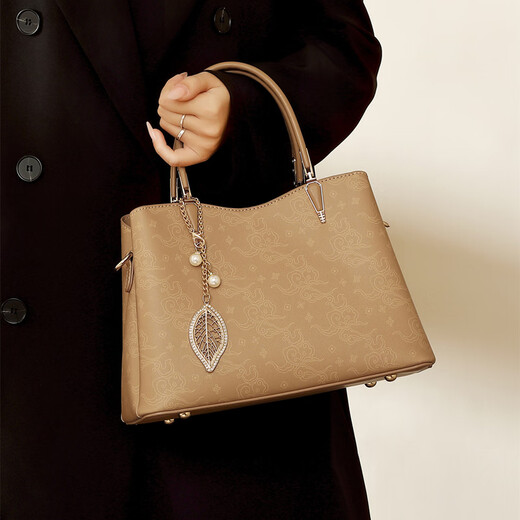 BEBIPRO+ gives mother a birthday gift bag, a practical bag for senior mothers 40 years old, 50 years old, mother-in-law 60 years old, new style ladies handbag, apricot color, exquisite gift box