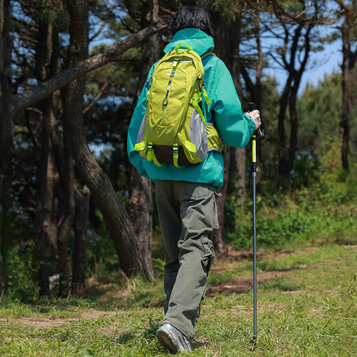 OEING Outdoor Lightweight Mountaineering Bag Men's Travel Hiking Mountain Climbing Equipment Backpack Women's Large Capacity Travel Backpack Mountaineering Bag Fruit Green