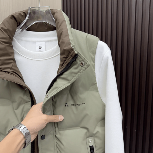 Snow Flying (SNOWFLYING) high-end winter new style men's stand-up collar down vest waistcoat no-wash versatile fashion versatile handsome top trend black