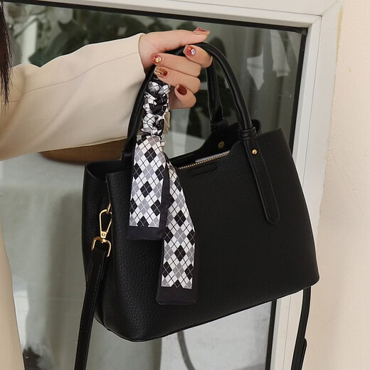 Woodpecker (TUCANO) handbag for women 2026 new style fashionable commuter bag for women, gift bag for mother, practical shoulder crossbody bag, black