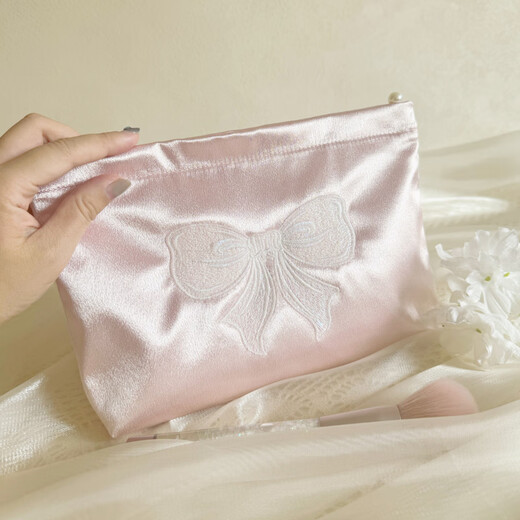 Shijanu ins small fresh embroidered bow cosmetic bag, portable and large-capacity liner bag storage bag embroidered bow glitter powder (medium size)
