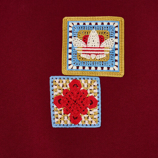 Adidas Clover Sweatshirt Men's 2025 Winter New Sportswear Loose Comfortable Casual Knitted Round Neck Pullover KU1423 Red Year of the Horse New Year Limited S