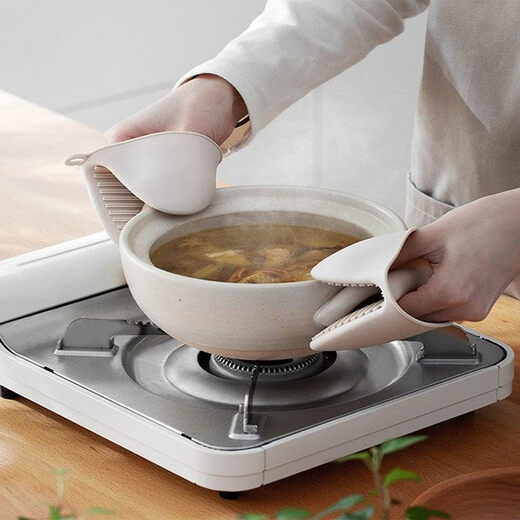 Tuojin German imported quality microwave oven special insulation gloves anti-scalding anti-slip kitchen baking high temperature resistant thickened green silicone gloves a pair