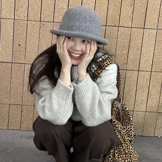 Woodpecker (TUCANO) Japanese rolled edge bowler hat for women in autumn and winter knitted all-match fashion large head circumference showing face small fisherman hat basin hat curled edge light gray M (56-58cm)