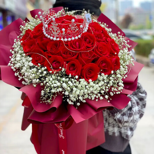 Flower Express Red Rose Bouquet for Girlfriend and Wife’s Birthday Gift Nationwide Delivery 33 Red Rose Bouquet-Crown Style
