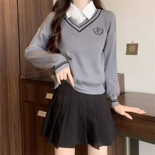 Playboy (PLAYBOY) college style POLO collar fake two-piece shirt vest sweater for women spring unique and chic small top short sweater official flagship black S recommended 80-95Jin Jin is equal to 0.5 kg