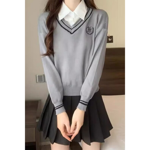 Playboy (PLAYBOY) college style POLO collar fake two-piece shirt vest sweater for women spring unique and chic small top short sweater official flagship black S recommended 80-95Jin Jin is equal to 0.5 kg