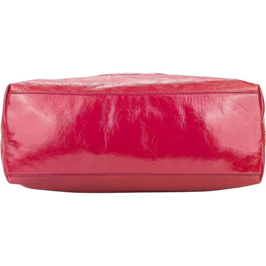 GUCCI Women's Shoulder Bag Large Capacity Lightweight Carry Daily Use Fashion Matching Red Patent Leather Metal Chain Bunt