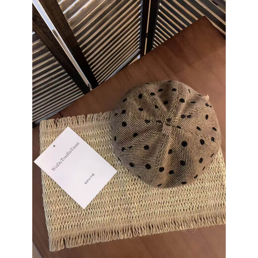 Xiaohongshu polka-dot beret hat for women in winter with big head circumference and face, small versatile newsboy hat, light brown M, suitable for head circumference 54c-58cm