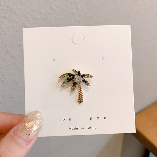 Mays Will brooch for women, Japanese style, trendy and cute, small anti-exposure buckle gift gfn strawberry gtrd