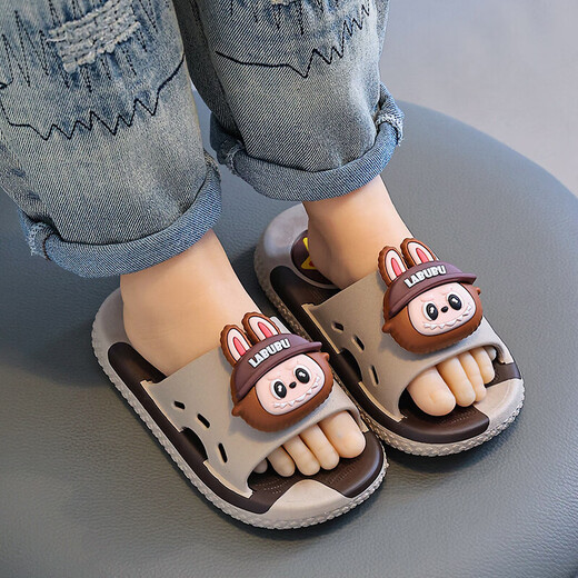 Labubu children's slippers with soft soles for girls and babies, cute children's home indoor boys' cartoon non-slip bath, pink 18.5, inner length 18cm, size 28-29
