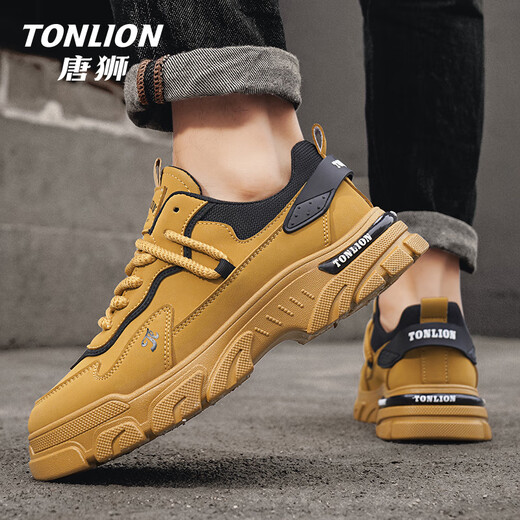 Tonlion Chaussures masculines printemps et d'été Chaussures décontractées à la mode pour hommes Retro Travail Chaussures Mentille Moulonnage Martin chaussures Bottes jaunes Taille 40