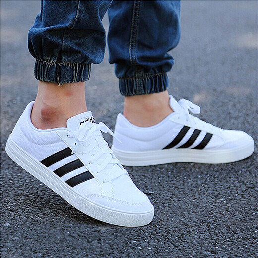 阿迪达斯（adidas）男鞋新款休闲时尚轻便滑板鞋舒适透气麂皮运动休闲鞋FY3036 AW3889 42.5