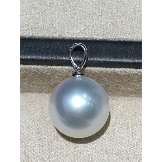 South Sea white pearl pendant cold light Australian white extremely strong light 18K gold seawater pearl oyster bead melon seed buckle Australian white pearl 10mm
