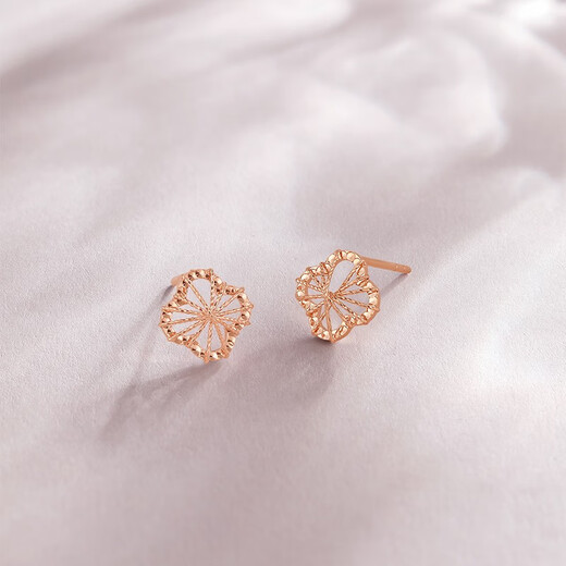 Saturday Fortune (ZLF) 18K gold earrings, four-leaf clover car flower earrings as a holiday gift for girlfriend, T pair