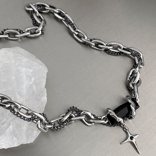 TULM black diamond multi-layer winding necklace pendant for men and women, trendy and cool clavicle chain for couples, Valentine's Day birthday gift for boyfriend L1157 dark winding star necklace