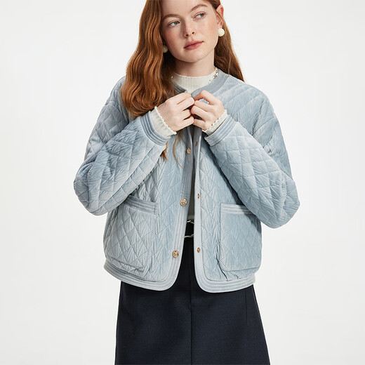 La pequeña chaqueta delgada de estilo fragante de Fan Silanen para mujeres 2024 Autumn and Winter New Jacket 24FY14135 Alice Blue XS