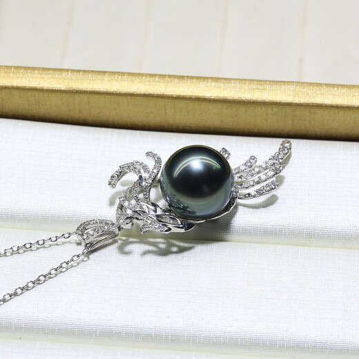Moh's Tahitian seawater black pearl 18K gold set with diamonds, perfect round, flawless quality, customized model, shipped in 10-15 days Tahitian black pearl pendant 13-14mm