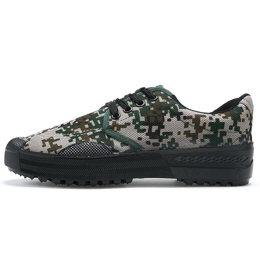 Red and green century-old liberation shoes men's camouflage shoes breathable labor protection shoes non-slip work shoes wear-resistant construction site shoes safety shoes outdoor hiking shoes woodland camouflage 42