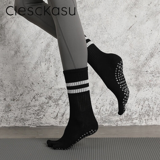 ClescKasu two-bar yoga socks dotted toe socks non-slip five-toe socks women's sports striped mid-calf Pilates socks cotton green one size