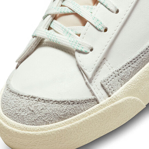 Nike NIKE sneakers men's classic versatile BLAZER LOW 77 spring and summer sports shoes DO9799-100 white 42.5