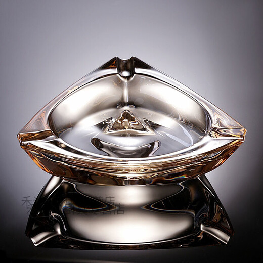 Creative European modern thickened crystal glass large ashtray fashionable personality living room office ashtray ornaments ship-shaped amber 11*19.5cm
