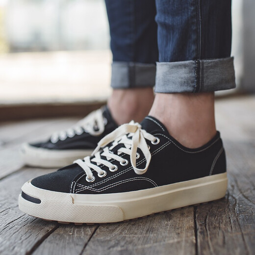 Maden Workwear Smile Leinwandschuhe für Männer Ins trendige vielseitige Freizeitschuhe Low Top Nische Trendy Schuhe Paar Skateboardschuhe schwarz [leichtes Atmungsgerät/Flach/Sommer -Männerschuhe] 40 (250 mm) Herrengröße