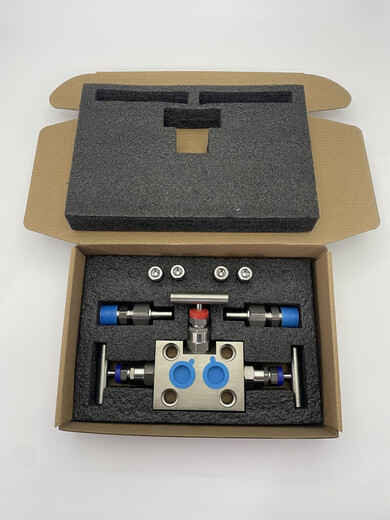 Pneumatic and hydraulic integrated three-valve group 304 material 316 material EJA three-valve group Rosemount three-valve PTFE pad 24*18*3-10 only