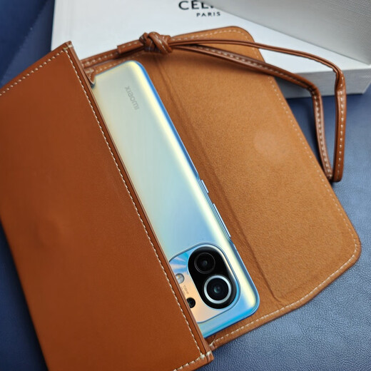 Caja personalizada de 24 estilos de arco de gafas de sol triomphe de gafas de sol anti-presión.