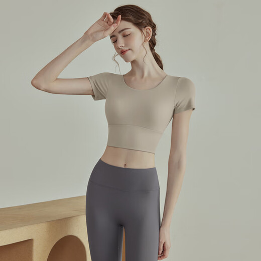 COZOK yoga clothes for women 2023 new style short-sleeved sports fitness Pilates training clothes with chest pads, high-end suit, caramel color short-sleeved tops, fixed cup breast pads M