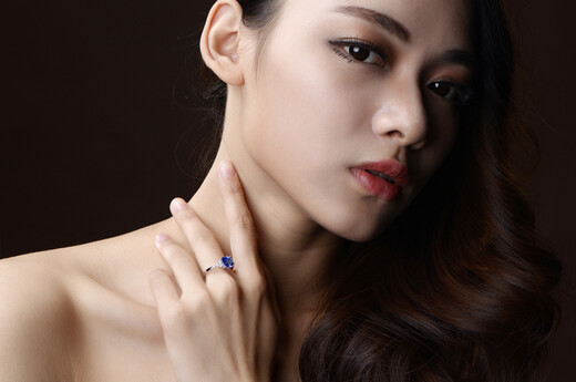 Millais Jewelry 2.31 carat tanzanite ring for women 18K gold 23 points diamond inlaid with colored gemstones girlfriend gift main stone 1.4 carat ring size can be customized