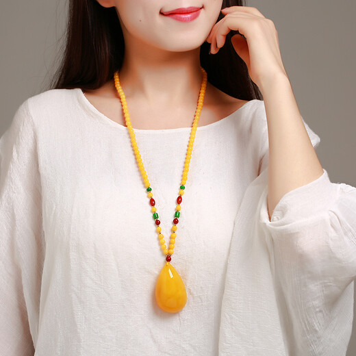 Amber Beeswax Pendant Raw Stone Natural Baltic Chicken Fat Yellow Blood Amber Sweater Chain for Men and Women Water Drop Necklace Picture Color