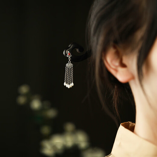 Ebony tassel hairpin silver cloud wooden step hairpin hair artifact ancient style cheongsam simple ebony 18cm