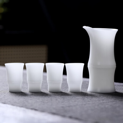 Su's ceramic wine set, ice jade porcelain, high-rise white wine glass set, one pot, four cups, housewarming gift