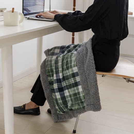 Antarctic shawl blanket, double-sided velvet, thickened lamb velvet, leg blanket, office nap blanket, sofa small quilt, air-conditioning quilt blanket, green grid multi-functional blanket, shawl/cover/spread/build 70*100cm