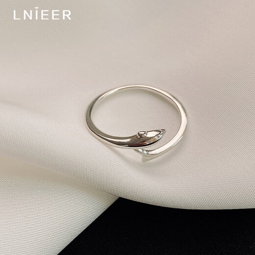 Lnieer999 Pure Silver Dolphin Silver Ring Women's Fishtail Index Finger Ring Open Ring Ring as a Jewelry Gift for Girlfriend and Best Friend S999 Silver Dolphin Ring Gift Box + Gift Bag