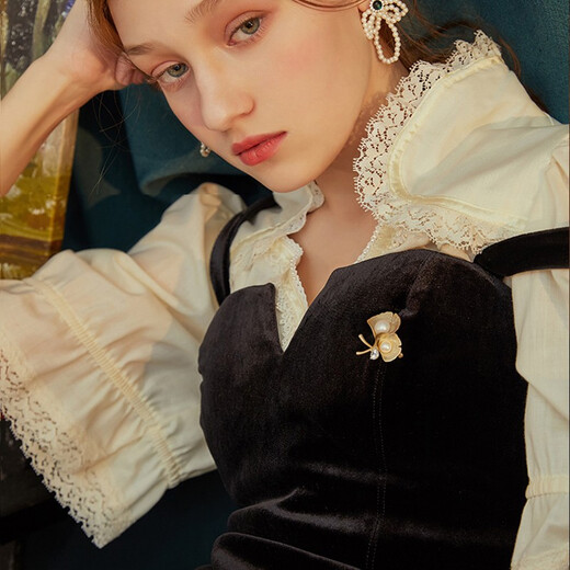 SENDME Ginkgo Leaf Brooch Women's High-end Corsage Suit Pin Fashion Birthday Gift for Girlfriend Ginkgo Leaf Imitation Pearl Brooch