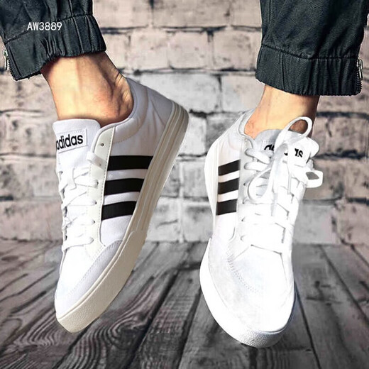 阿迪达斯 （adidas）官方网舰店男鞋子春季新款低帮舒适轻便透气小板鞋时尚百搭休闲鞋 AW3889/三条纹简约小白鞋 41