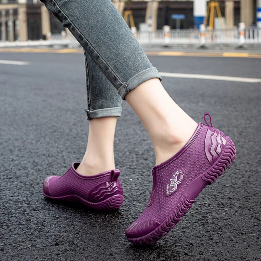 Fashionable Japanese rain boots for women, short rain boots for outdoor work, waterproof non-slip shoes, rubber shoes, flat-soled pull-on shoes, purple 36
