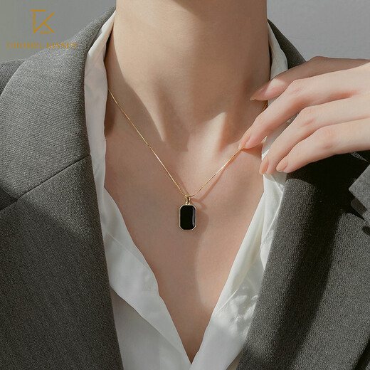 CHOMEL KINSEY Korean black square necklace for women, light luxury niche design, high-end silver clavicle chain Valentine's Day gift, black square necklace