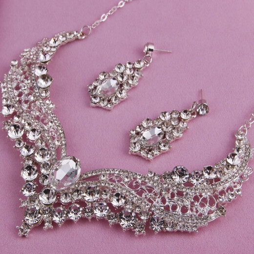 
Muchen European and American bride necklace alloy diamond large crystal necklace earring jewelry set decoration wedding accessories jewelry trend