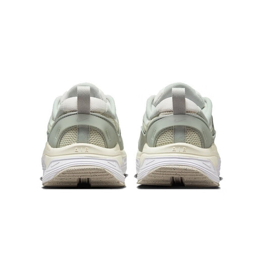 耐克（NIKE）Nike耐克AIR MAX BLISS 女子缓震气垫跑步鞋 FB7170-111 36
