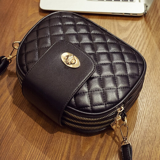 Kedanni Frauenbag Europäische und amerikanische Mode dreischichtige Umhängetasche Diamant-Form Crossbody Women's Bag Geburtstag Muttertag Valentinstag Geschenk Schwarz