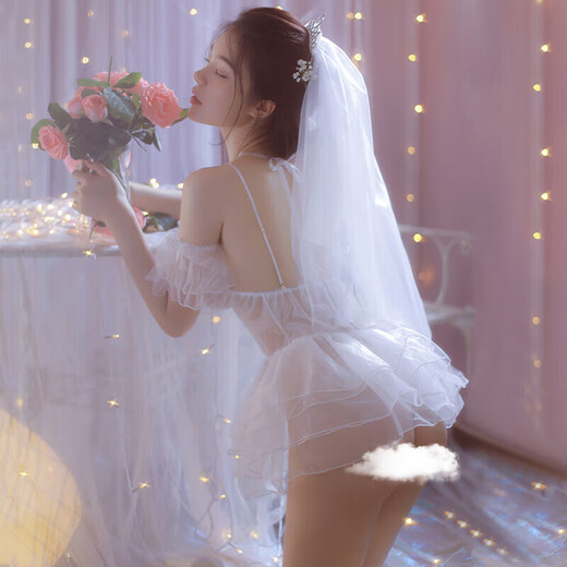 Wedding Dress Loving Platinum focuses on high quality, the bride is hot on the bed, white wedding dress (+garter stockings)+secretary(+