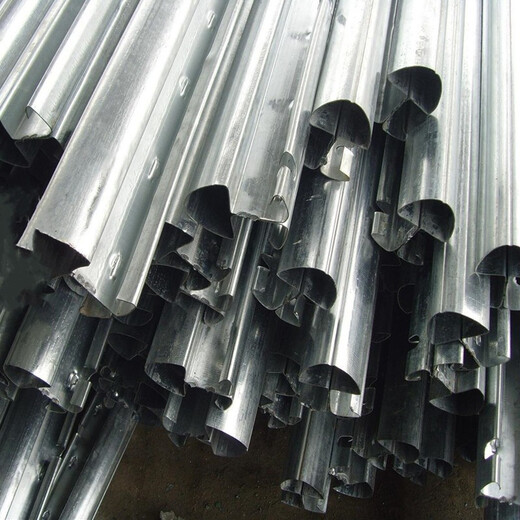 鑫绿源桃型柱护栏网围栏别墅小区围墙护栏加粗加厚铁丝网围栏护栏防护网 1.5米高*3米长 丝径5.0mm粗