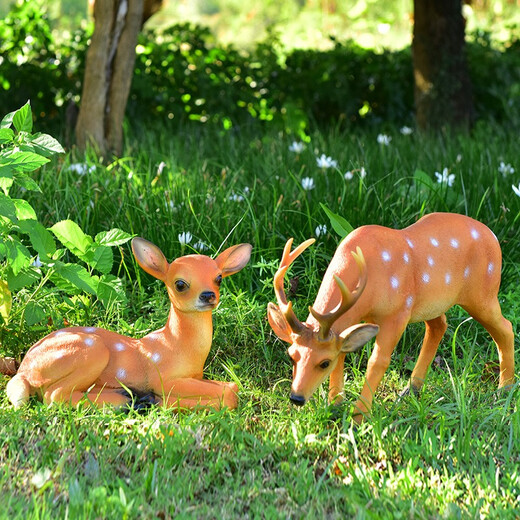 Yi Mingyuan courtyard outdoor garden forest animal landscape decoration resin fiberglass simulated sika deer sculpture ornaments small combination