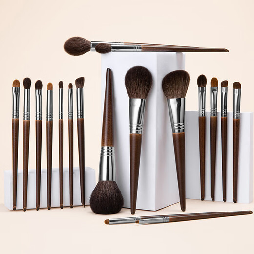 YAHLIGS Cangzhou animal hair makeup brush set eye shadow brush loose powder brush contour brush blending highlight brush eyebrow brush lipstick brush 24-eyeliner brush 1 fiber hair